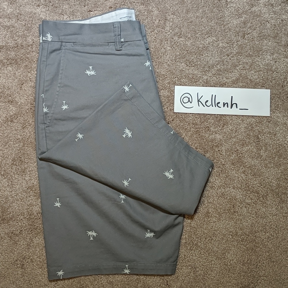 Old Navy Khaki Shorts